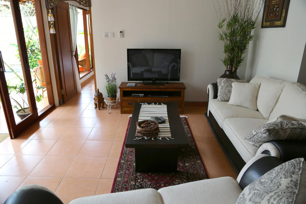 Villa Chinta 1 Sanur  Room photo